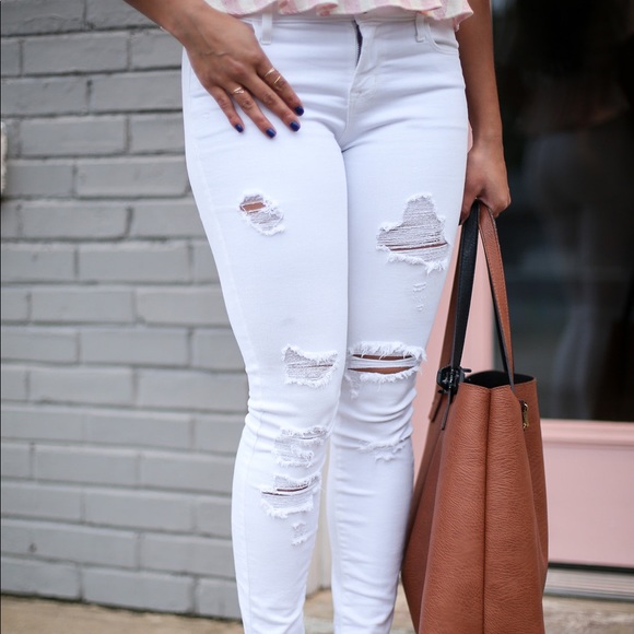 distressed white jeans - Picture 4 of 4